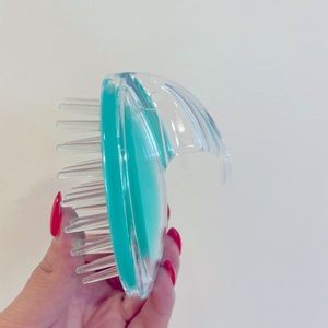Detangler Brush